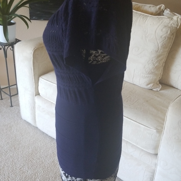 Blue Cache sweater - Picture 4 of 8